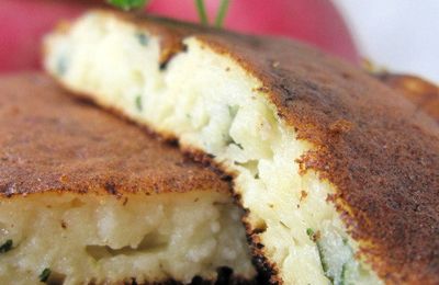 Blinis moelleux à la pomme de terre & au basilic