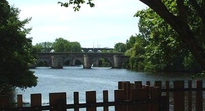 Limoges : Un viaduc parmi ses ponts sur la Vienne le début d'une aventure 