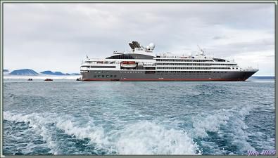Départ pour une balade en Zodiac à Bethune Inlet - Philpots Island - Nunavut - Canada