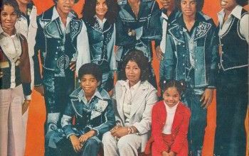LES JACKSONS DANS OMG ! INSIDER