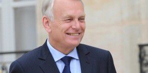 Dépénalisation du cannabis : Ayrault tente de corriger le tir