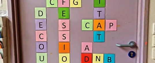 Porte de classe 2025