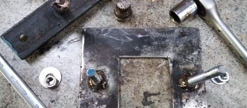 Démontage des roulements bras avant