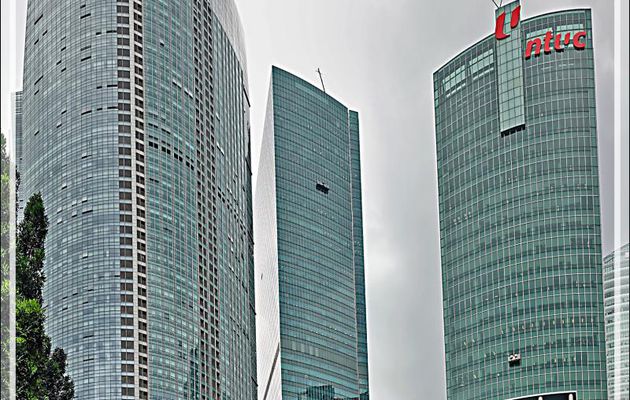 La visite se poursuit avec comme but les alentours et le jardin du Marina Bays Sands - Singapour