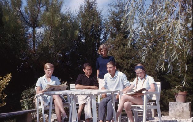 Eté 1964 : A vaux sur Mer, banlieue de Royan.