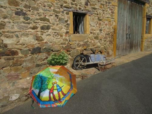Parapluies et brouettes