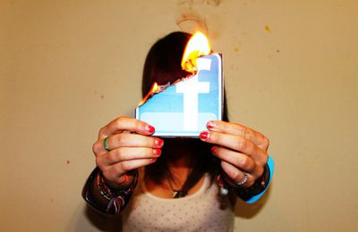 Facebook ou l'empire des emmerdes.