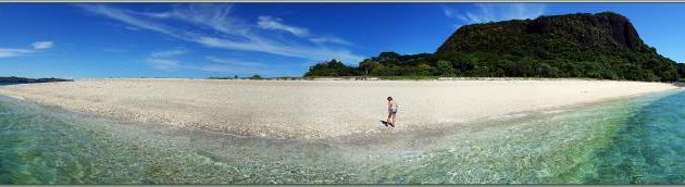 Arrêt sur une plage afin de faire un peu de snorkeling - Grande Mitsio - Madagascar