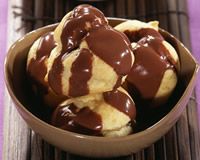 profiteroles au chocolat