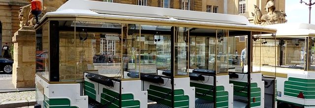 Metz / Le petit train touristique...