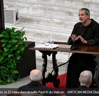 Première prédication de Carême au Vatican, dans la salle Paul VI