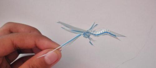 • Oiseau en paille