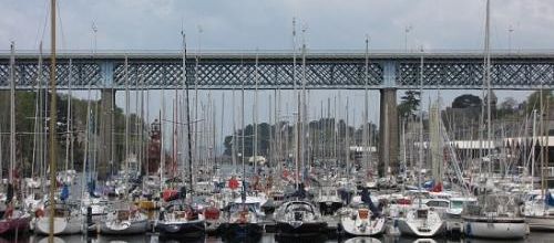 ... dès que le pont se lève...