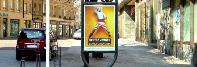 Metz / Le panneau jaune d'Orangina...