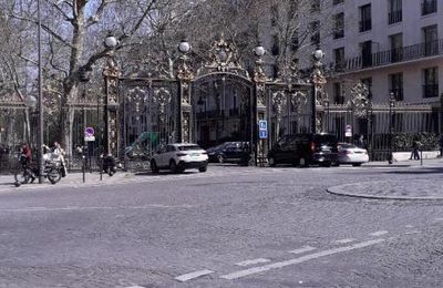 Balade au parc Monceau et blagues