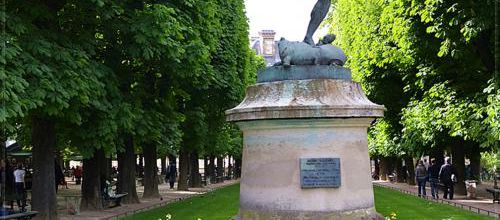 Jardin du Luxembourg : Faune dansant (bronze, 1852) de Eugène Louis LEQUESNE