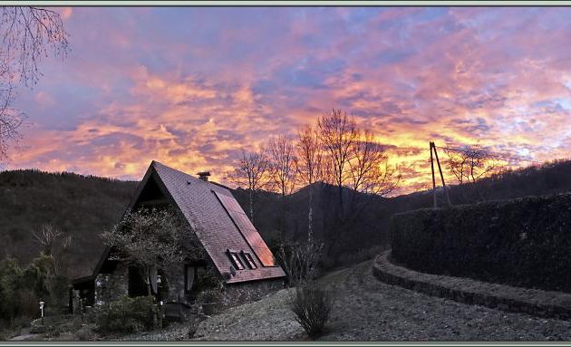 Ce matin 13 janvier 2018 à 8 h 20, très beau lever de soleil sur le massif de Paloumère vu de Lartigau - Milhas - 31