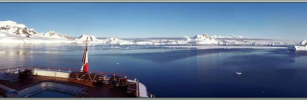 Panoramas sur Wilhelmina bay - Péninsule Antarctique 