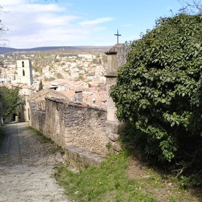 FORCALQUIER (Alpes-de-Haute-Provence - 04)