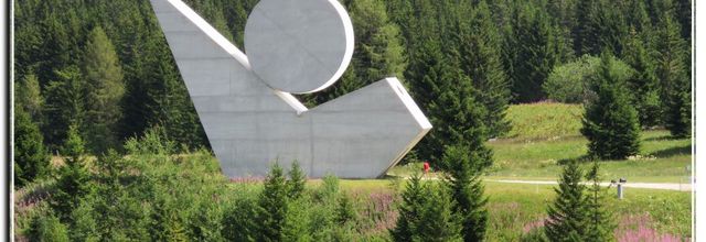 PLATEAU DES GLIERES  - CIMETIERE DE MORETTE