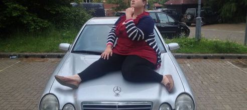 Découvrez l'annonce hilarante d'un couple qui a mis en vente une Mercedes sur eBay