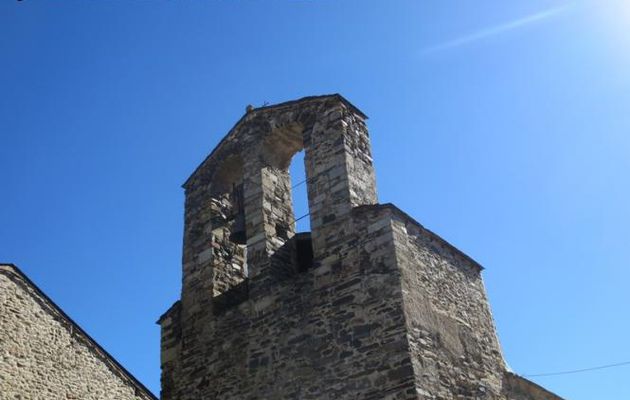 Pyrénées Orientales Aout 2016 (Estavar, Llivia et son château en ruine)
