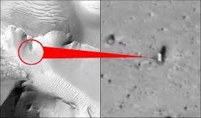 Le Monolithe de Mars : un artefact alien ?