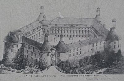 ☻ isite du château de Saint-Fargeau