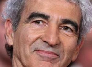 Y a-t-il un coiffeur dans la salle ?