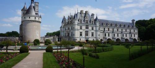 Vous connaissez Chenonceaux mais...
