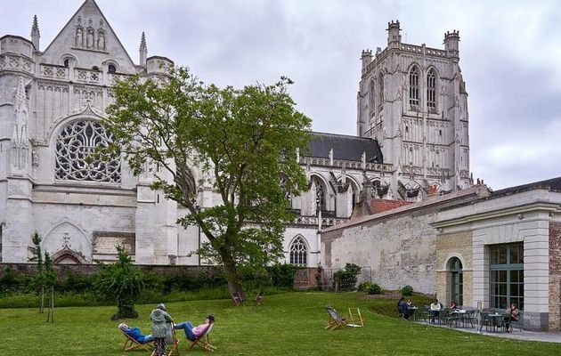 LA CATHEDRALE DE SAINT-OMER : NOTRE DAME  