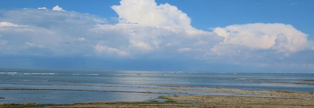 Nuages ...   ...  !