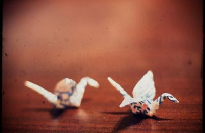 Boucles d'oreilles : des mini grues en origami
