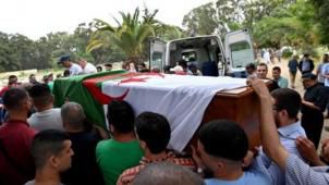  Le comédien Ahmed Benaïssa inhumé Le dernier adieu d’un grand
