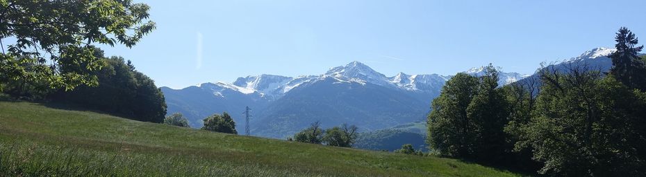Les Tours de Montmayeur par la crête de Montraillant