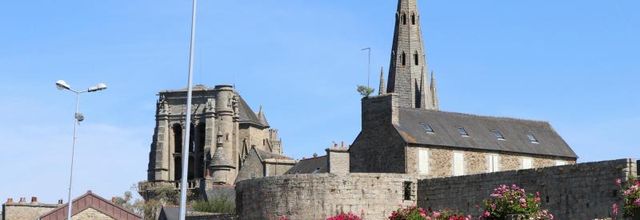 GUINGAMP (3/3) LA BASILIQUE