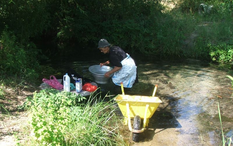 une lavandière au Portugal 