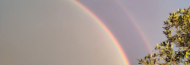 Arc-en-ciel au dessus de Marseille après l'orage