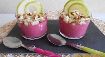Crème de betterave et tartare de pomme et noix