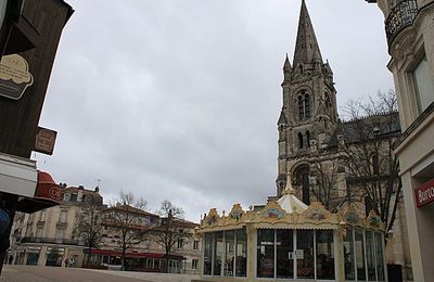 BALADE DANS ANGOULÊME (1/2).