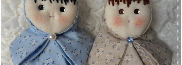 Petite poupette en tissu plié