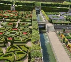 ... oh, quel beau jardin...!