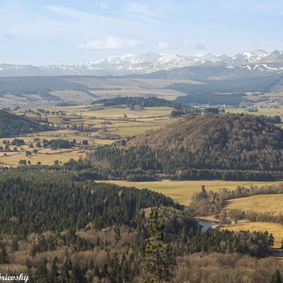 Autour du Puy de la Vache et de Lassolas