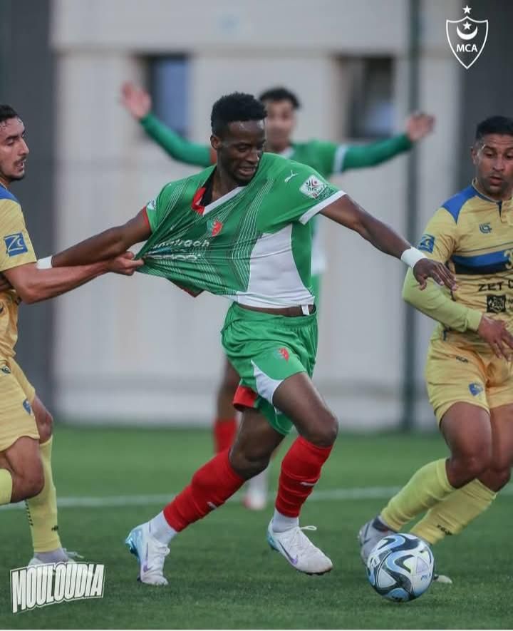Lundi 5.5.2025 au Centre de Zéralda Amical MCA- Paradou AC 3-2