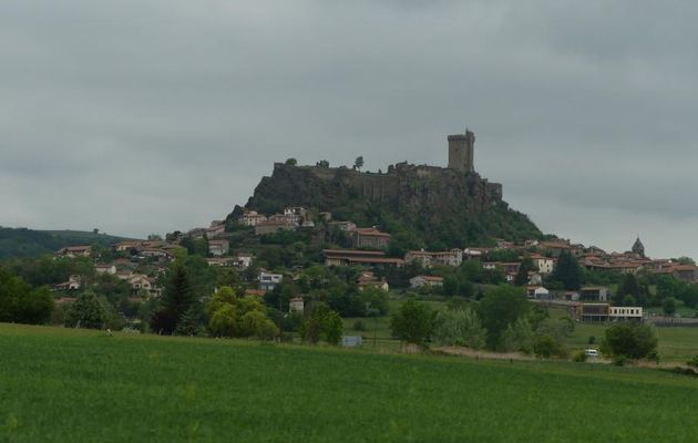 ESCAPADE  A  MOINS  DE  100 KM  -  LA  HAUTE  LOIRE  EST  A  NOUS