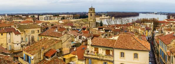 Arles..