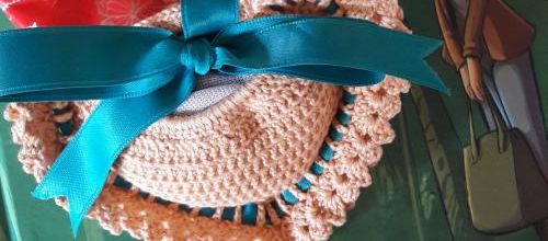 Un coeur crocheté de lavande de la part de Pierrette