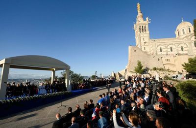 Le Pape exhorte à donner un visage aux personnes disparues en mer - VA
