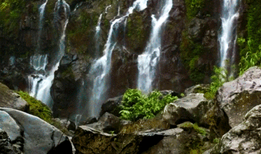 Sons relaxants d'une cascade
