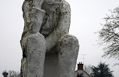 Le monument au voyageur méprisé